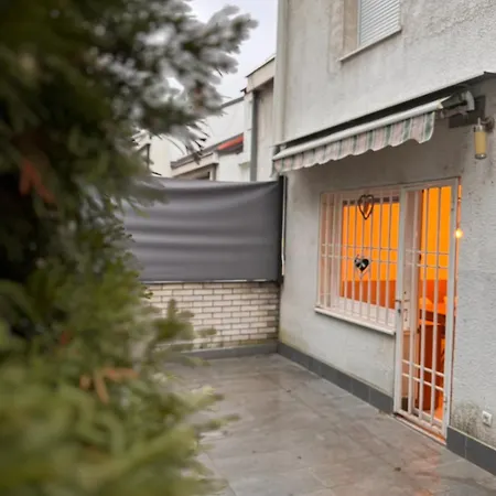 别墅 Luxurious 4bdr Retreat With Cozy Fireplace 塞拉耶佛