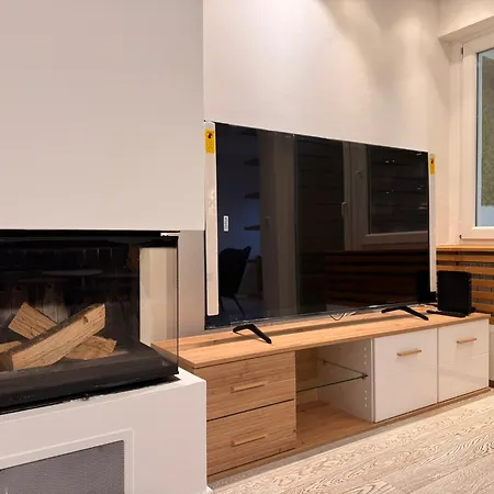 Luxurious 4bdr Retreat With Cozy Fireplace * Sarajevo