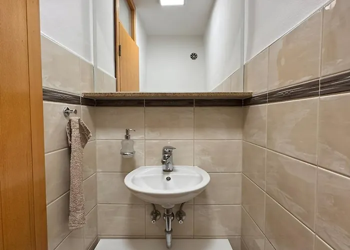 Luxurious 4bdr Retreat With Cozy Fireplace * Sarajevo